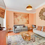 Apartment Spacious 1 Bedroom With A Parking Spot In Chiado *